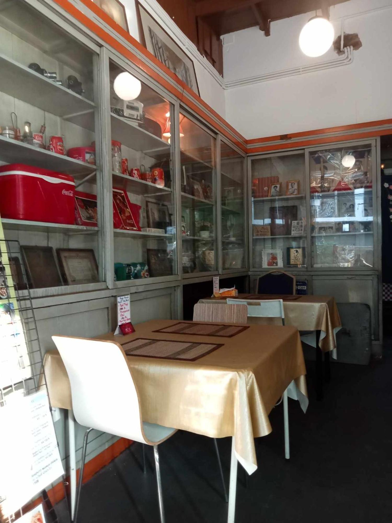 Apartament Bang Lumphu House&Bistro Bangkok Zewnętrze zdjęcie