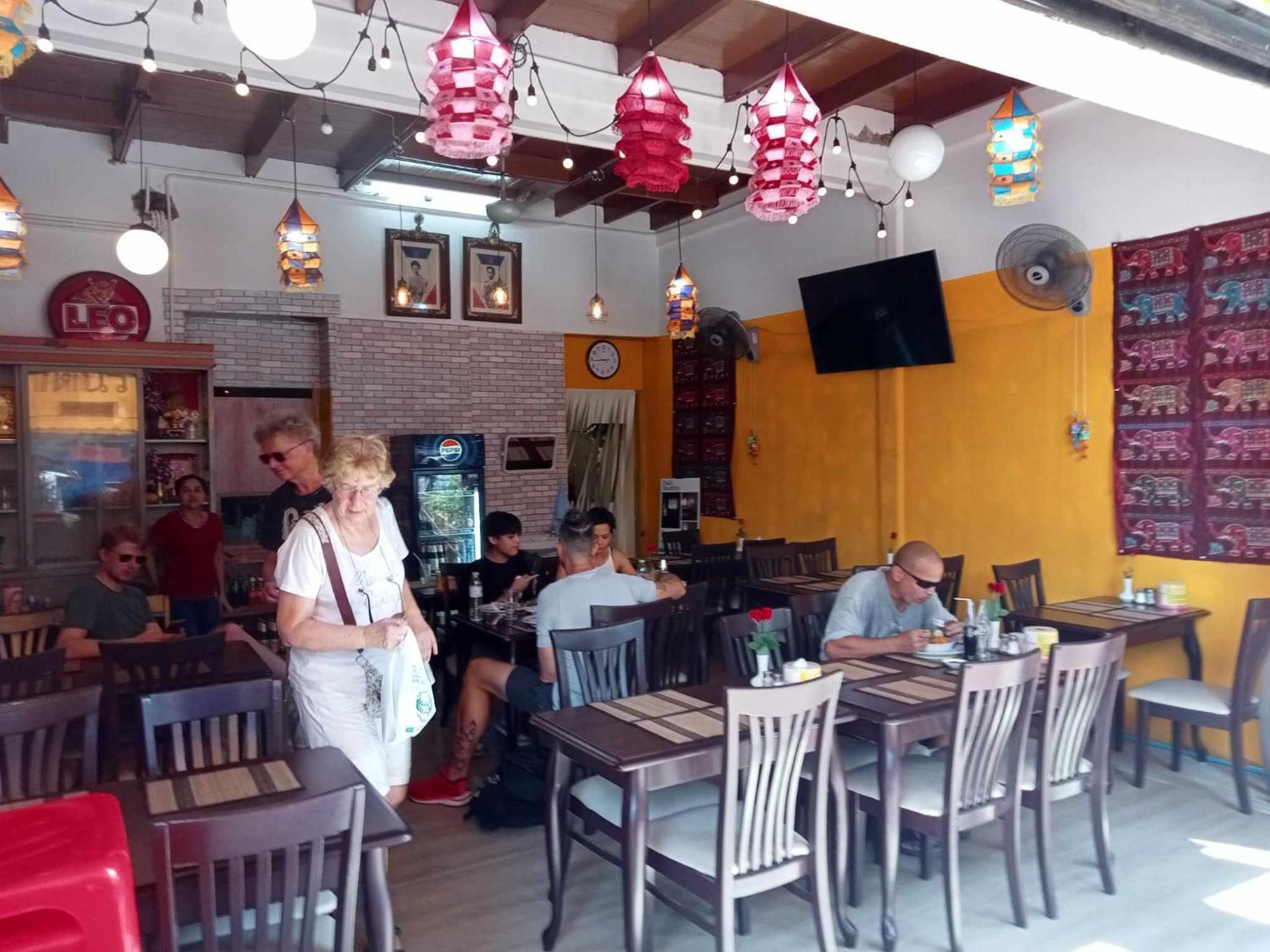 Apartament Bang Lumphu House&Bistro Bangkok Zewnętrze zdjęcie